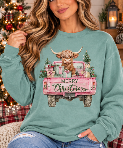 Merry Christmas Highland Cow